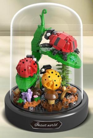 Insect world: Ladybug (diamond blocks)